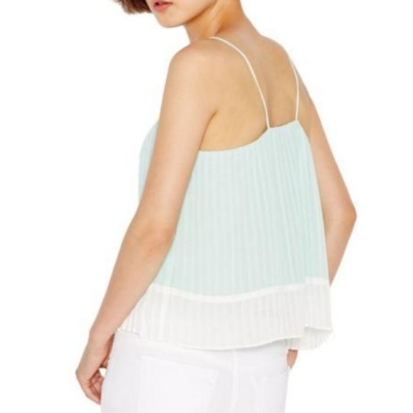 Bar Iii Sleeveless Pleated Top Opal Blue - Picture 2 of 3